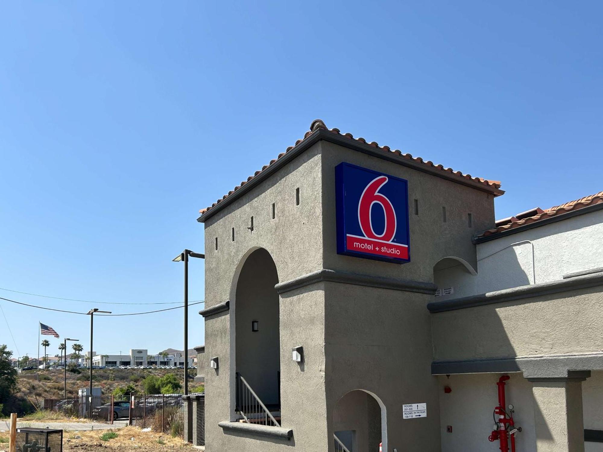 Motel 6 Lake Elsinore, Ca Extérieur photo